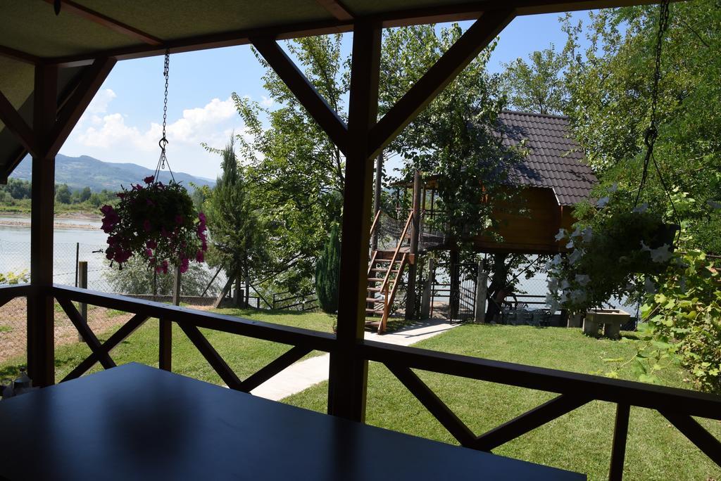 Holiday Home Kucica Na Drvetu Banja Koviljaca Exterior photo