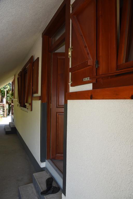 Holiday Home Kucica Na Drvetu Banja Koviljaca Exterior photo